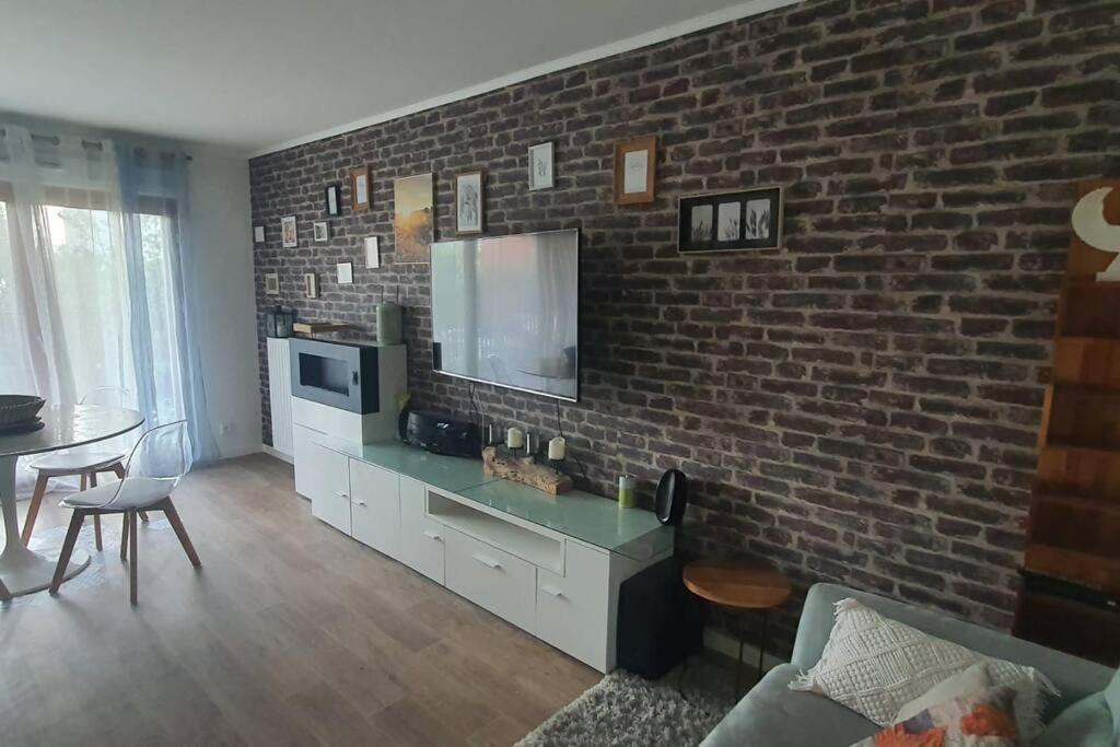 Appartement T3 A Saint-Denis Esterno foto